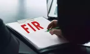 पति ने पत्नी पर लगाया सहेली संग संबंध बनाने के लिए मजबूर करने का आरोप