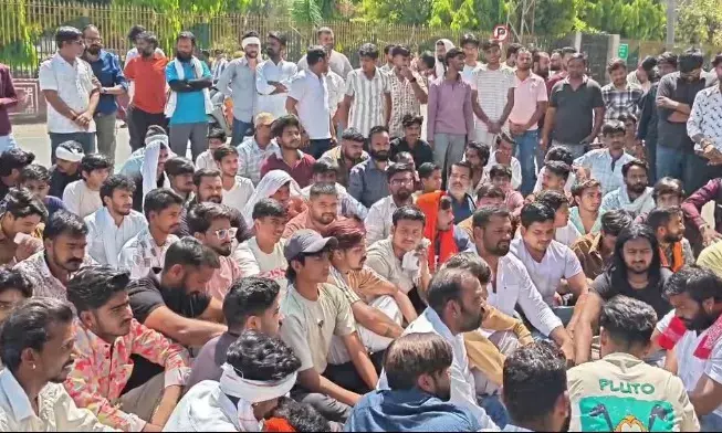 भीलवाड़ा में आक्रोश, गौवंश के साथ दरिंदगी पर हिंदू समाज का हल्ला बोल,72 घंटे का अल्टीमेटम