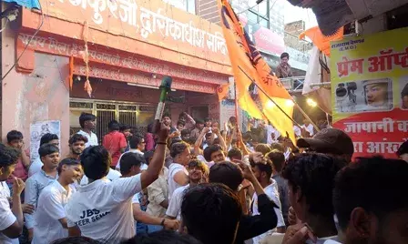 हनुमान जन्मोत्सव पर हमीरगढ़ में निकली भव्य शोभायात्रा, गढ़ के हनुमान मंदिर में सजा छप्पन भोग