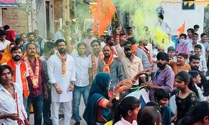 रायला में हनुमान जन्मोत्सव पर निकली भव्य शोभायात्रा