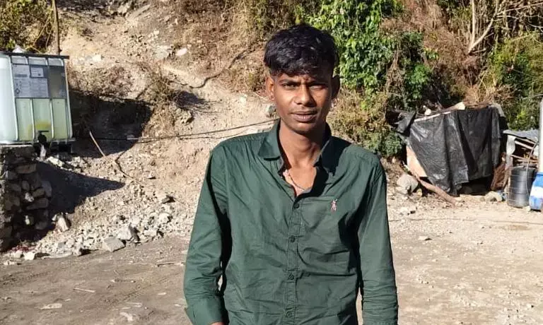 पांसल हाईवे पर भीषण हादसा, ट्रक के ब्रेक फेल होने से खलासी की मौत पांसल हाईवे पर भीषण हादसा, ट्रक के ब्रेक फेल होने से खलासी की मौत