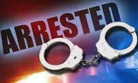 भीलवाड़ा पुलिस की स्ट्राइक: ₹5000 का इनामी हिस्ट्रीशीटर नाना तेली गिरफ्तार, कई मामलों और जिलों में था वांछित भीलवाड़ा पुलिस की स्ट्राइक: ₹5000 का इनामी हिस्ट्रीशीटर नाना तेली गिरफ्तार, कई मामलों और जिलों में था वांछित