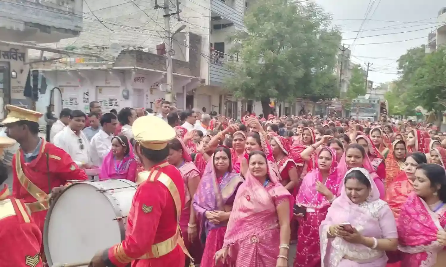 पूर्व सहकारिता मंत्री आंजना की ओर से कांग्रेसजनों ने किया स्वागत