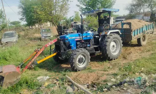 फूलियाकलां पुलिस की अवैध बजरी पर बड़ी कार्रवाई: खारी नदी से बजरी ले जाता ट्रैक्टर-ट्रॉली जब्त, भूमाफियाओं में हड़कंप