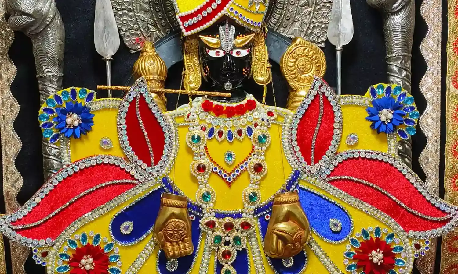 श्री कोटड़ी श्याम दरबार आज मंगला  श्रृंगार आरती के दर्शन दिनांक 7-04-2026