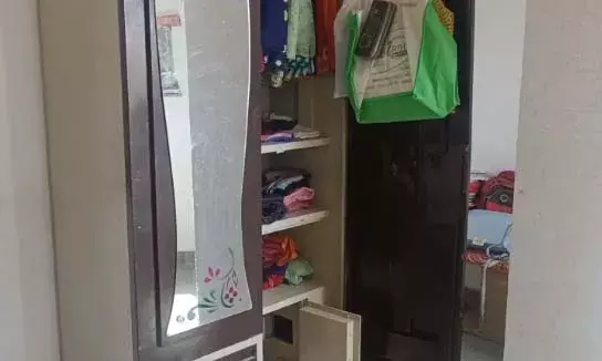 चित्तौड़गढ़-नीमच फोरलेन पर बड़ी वारदात: सूने मकान से 20 लाख की पार, सीसीटीवी में कैद हुए चोर चित्तौड़गढ़-नीमच फोरलेन पर बड़ी वारदात: सूने मकान से 20 लाख की पार, सीसीटीवी में कैद हुए चोर