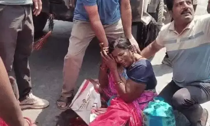 नो-एंट्री में घुसे डंपर ने महिला को कुचला, टिफिन देने जा रही मां का पैर हुआ क्षत-विक्षत