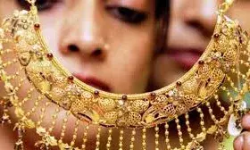 अमेरिका-ईरान सीजफायर के बाद सोना ₹1.53 लाख के पार, चांदी भी ₹12,000 से ज्यादा उछली अमेरिका-ईरान सीजफायर के बाद सोना ₹1.53 लाख के पार, चांदी भी ₹12,000 से ज्यादा उछली