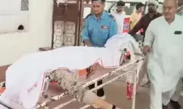 रेत माफिया का दुस्साहस: वन आरक्षक को ट्रैक्टर से कुचला, मौके पर ही हुई दर्दनाक मौत