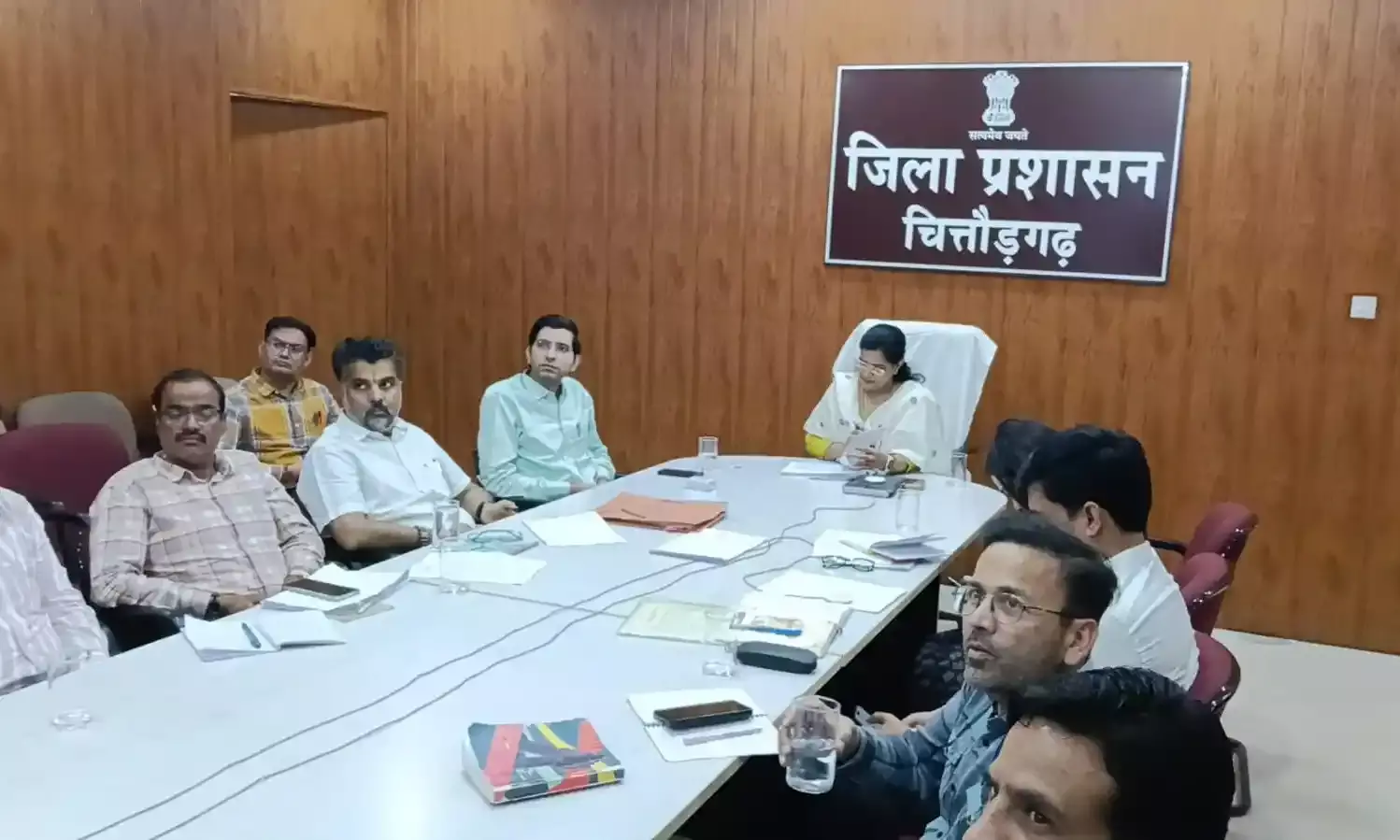 वीसी के जरिए अधिकारियों को सख्त निर्देश, विकसित ग्राम-शहरी वार्ड अभियान में तेजी लाने पर जोर