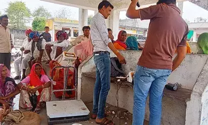 बागोर: राशन की किल्लत और नए नियमों से उपभोक्ता व डीलर परेशान