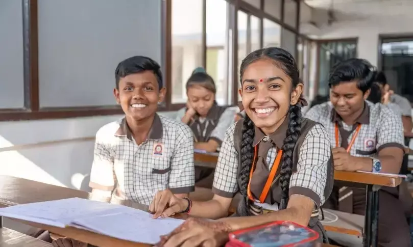 शिक्षा विभाग की नई पहल: छात्रों को मिलेगा नाम बदलने का अवसर, नशा करने वाले शिक्षकों पर सख्ती