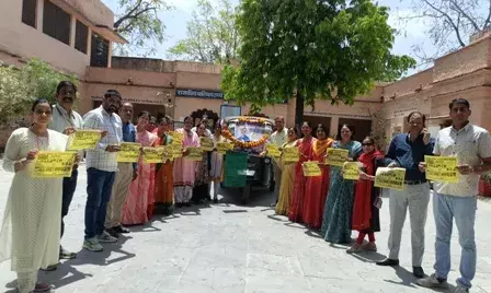 प्रवेश महोत्सव का शुभारंभ, प्रचार वाहन रवाना एवं पोस्टर विमोचन