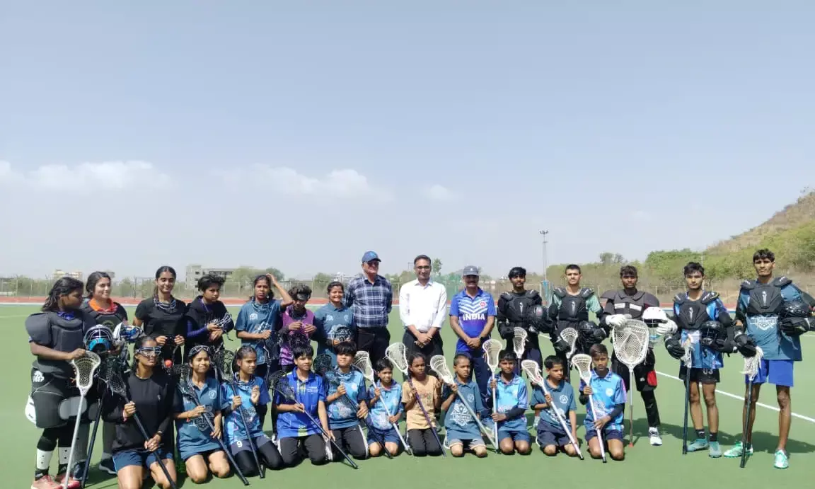 कलेक्टर गौरव अग्रवाल ने लेक्रोज प्रशिक्षण शिविर का किया निरीक्षण, खिलाड़ियों का बढ़ाया उत्साह