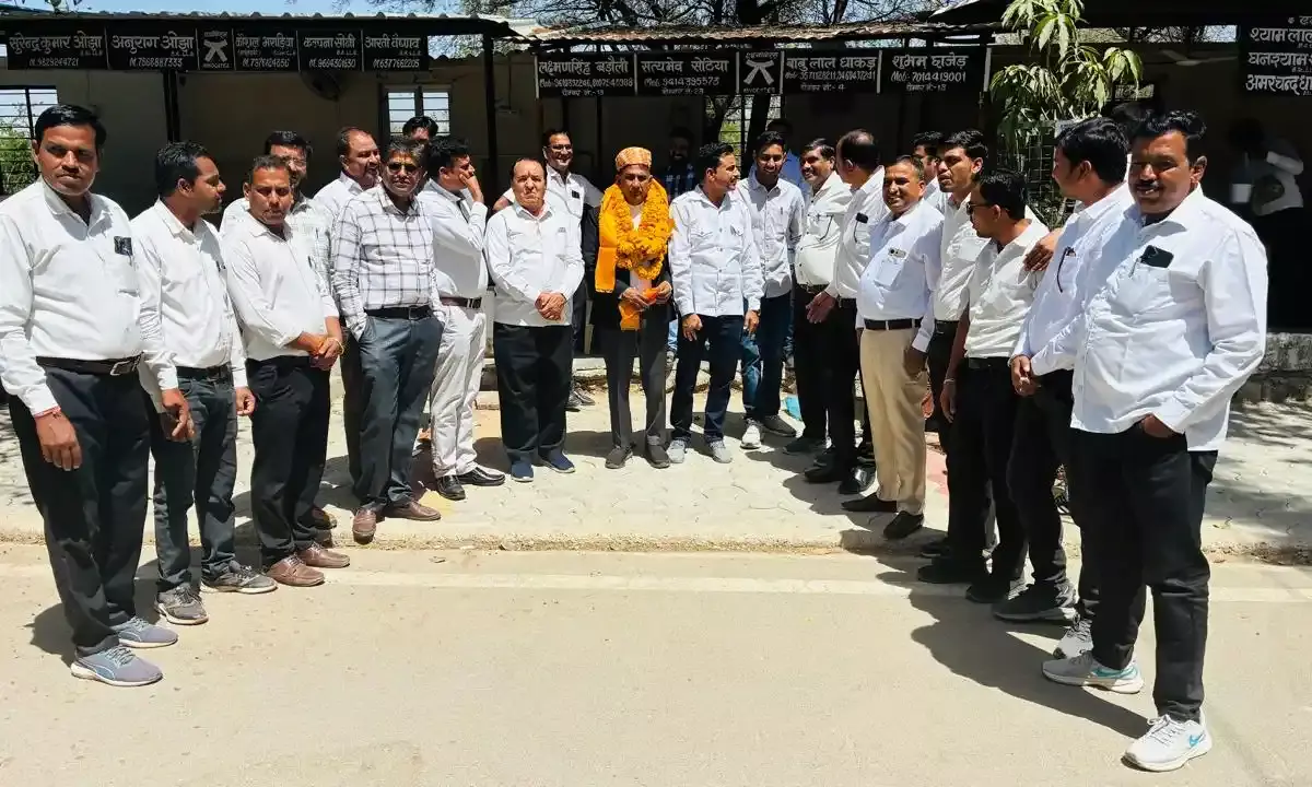 निंबाहेड़ा प्रवास पर प्रदेश विधि विभाग अध्यक्ष पूनिया का स्वागत, कांग्रेस कार्यकर्ताओं में उत्साह