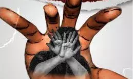 डॉक्टर और ई-मित्र संचालक ने किया नाबालिग से दरिंदगी, अश्लील वीडियो बनाकर किया ब्लैकमेल डॉक्टर और ई-मित्र संचालक ने किया नाबालिग से दरिंदगी, अश्लील वीडियो बनाकर किया ब्लैकमेल