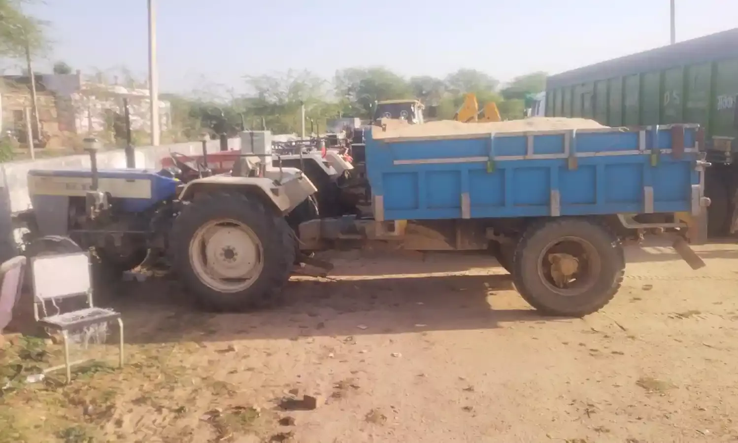 बजरी माफियाओं पर सर्जिकल स्ट्राइक, लगातार तीसरे दिन बड़ी कार्रवाई, 2 ट्रैक्टर-ट्रॉली जब्त