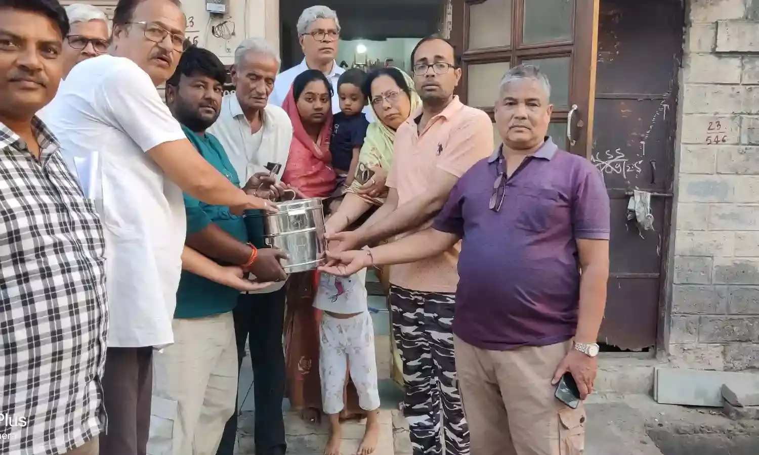 नेत्रदान महादान: आशा  गोखरू की स्मृति में परिवार ने पेश की मानवता की मिसाल, दो जिंदगियों में लौटेगी रोशनी