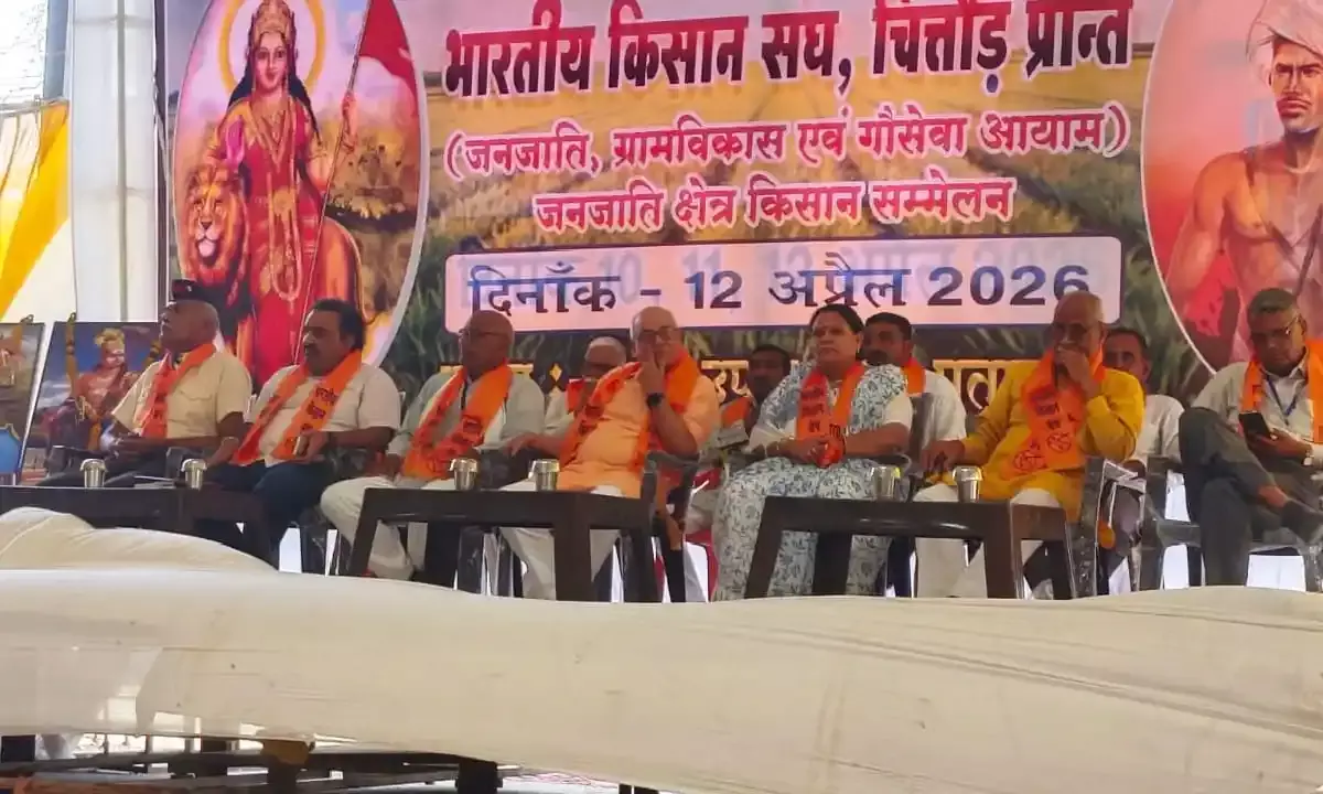 खेत को पानी किसान का अधिकार, हक के लिए संघर्ष रहेगा जारी: मोहिनी मोहन मिश्र खेत को पानी किसान का अधिकार, हक के लिए संघर्ष रहेगा जारी: मोहिनी मोहन मिश्र