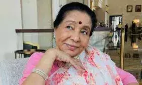 अलविदा स्वर कोकिला: सुरों की मल्लिका आशा भोसले का 92 वर्ष की उम्र में निधन, संगीत जगत में शोक की लहर