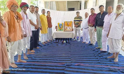 बैरवा कर्मचारी अधिकारी विकास संस्थान द्वारा फुले व अंबेडकर जयंती का आयोजन