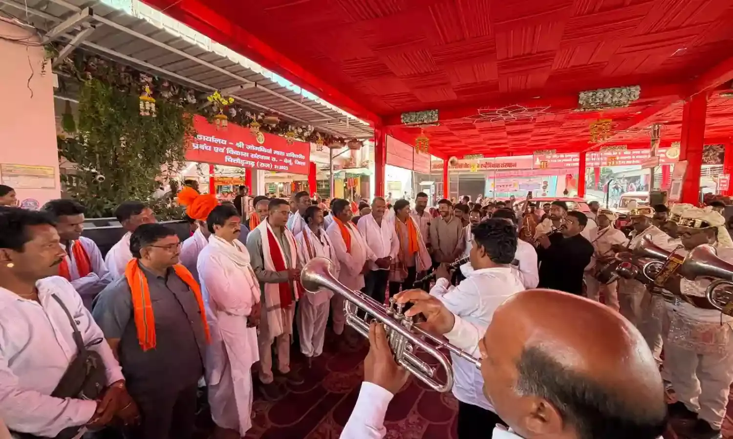 श्री जोगणियां माता शक्तिपीठ में घट स्थापना के साथ शारदीय नवरात्रि महोत्सव का भव्य शुभारंभ