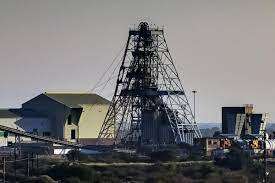 दक्षिण अफ़्रीका में इम्पाला प्लैटिनम खदान दुर्घटना में 11 लोगों की मौत