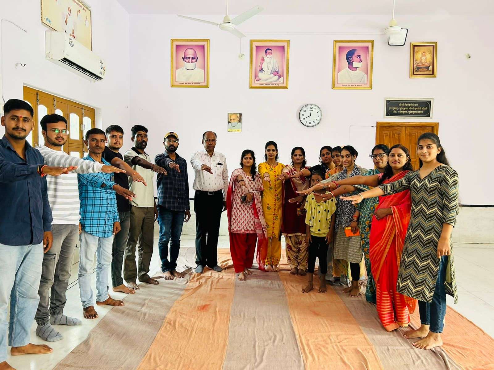 युवा मंडल के कार्यकर्ताओं ने ली स्वच्छता शपथ