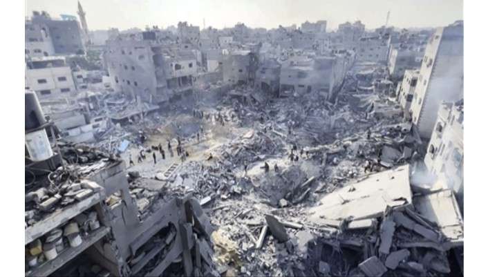 आसमान से लेकर जमीन तक सभी जगहों से हमास पर हमले, अब तक 10 हजार की मौत आसमान से लेकर जमीन तक सभी जगहों से हमास पर हमले, अब तक 10 हजार की मौत