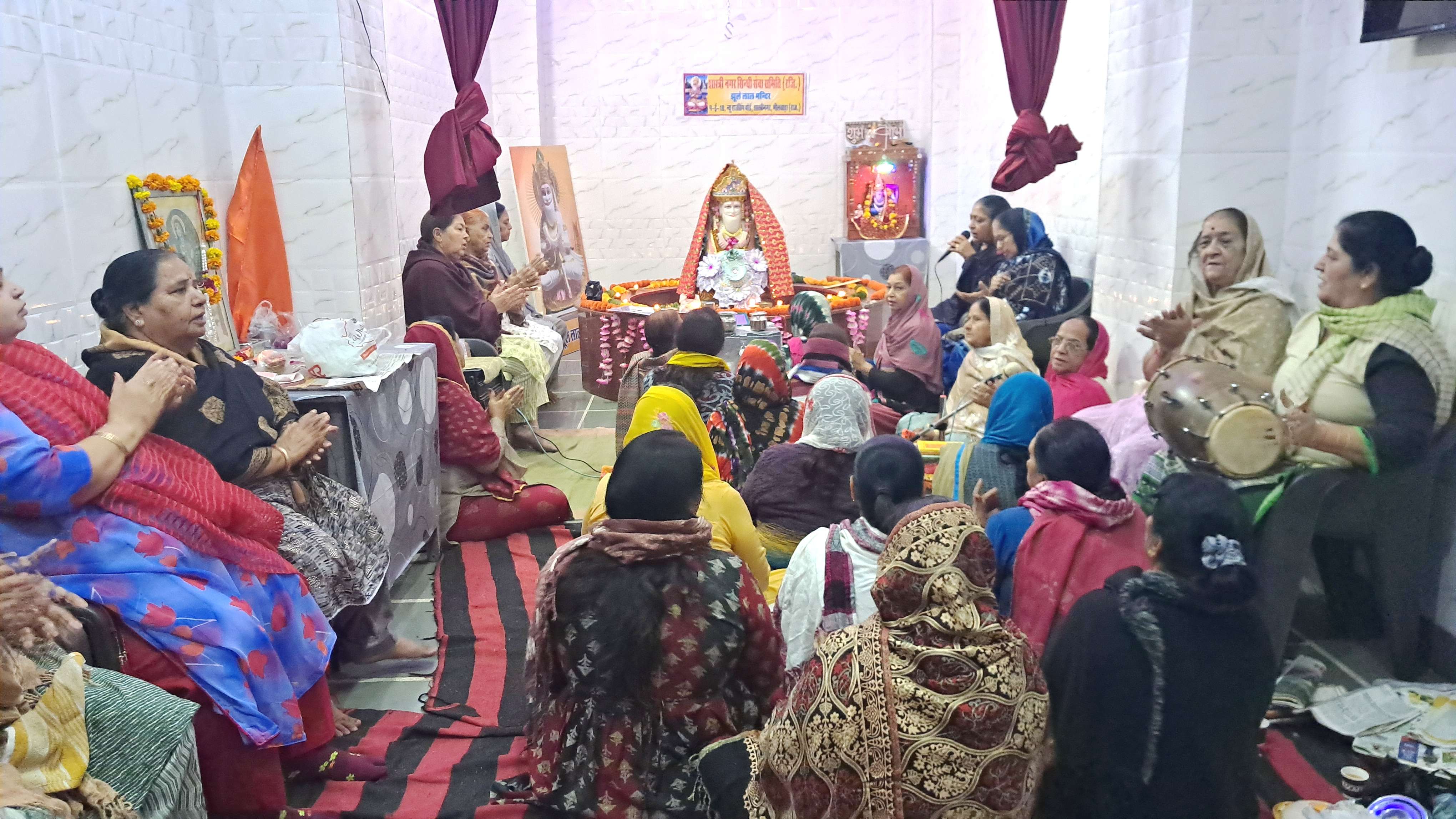 झूलेलाल मंदिर मे कथा का आयोजन