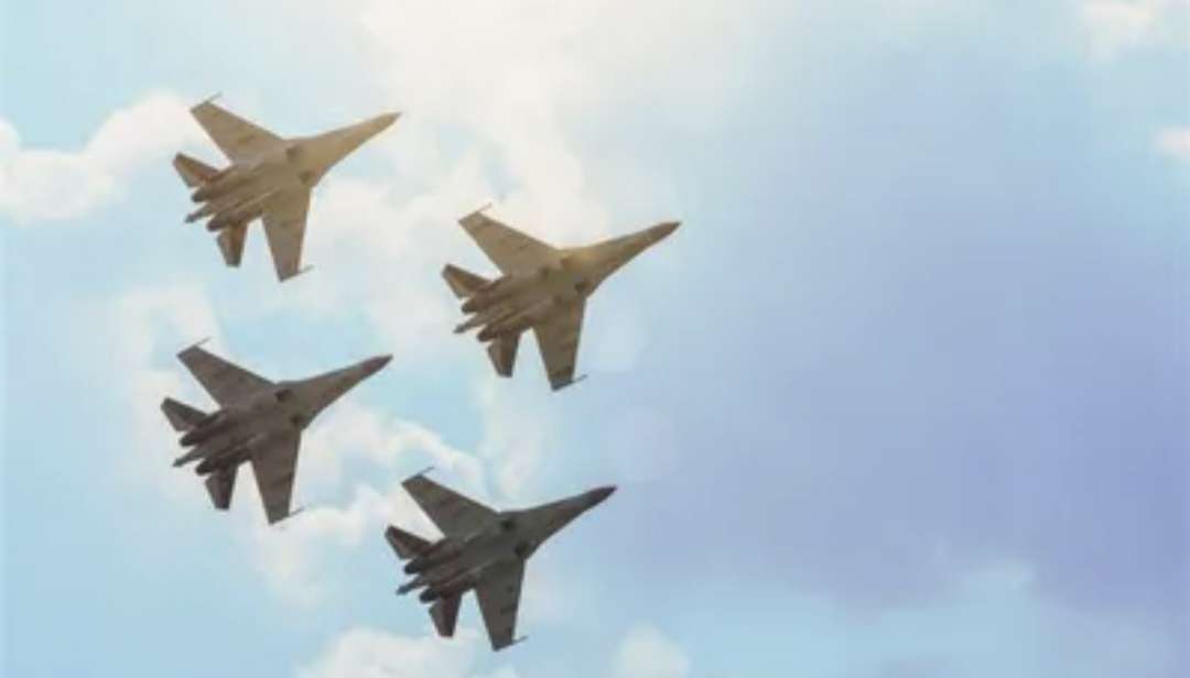 चीन ने ताइवान की तरफ भेजे 103 लड़ाकू विमान चीन ने ताइवान की तरफ भेजे 103 लड़ाकू विमान