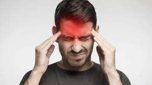 इस मौसम में ट्रिगर हो सकती है माइग्रेन की समस्या, जानिए इसके कारण और बचाव के उपाय