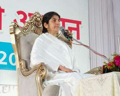 VIDEO कैसे जीयें सुख शांति एवं तनाव मुक्त जीवन, बताया बी.के.शिवानी ने