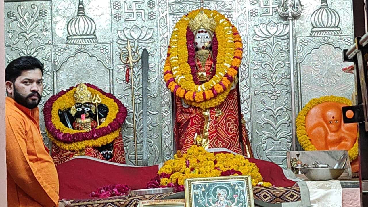 चित्तौडग़ढ़ में कालिका माता मंदिर में नवरात्रि पर उमड़ती है भारी भीड़, होती है मनोकामनाएं पूरी