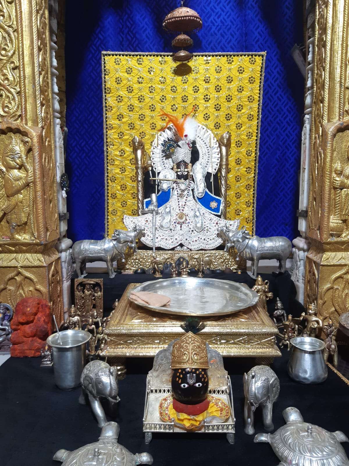 जय श्री कोटड़ी श्याम दरबार आज मंगला श्रृंगार आरती के दर्शन दिनांक 03-04-2024* जय श्री कोटड़ी श्याम दरबार आज मंगला श्रृंगार आरती के दर्शन दिनांक 03-04-2024*