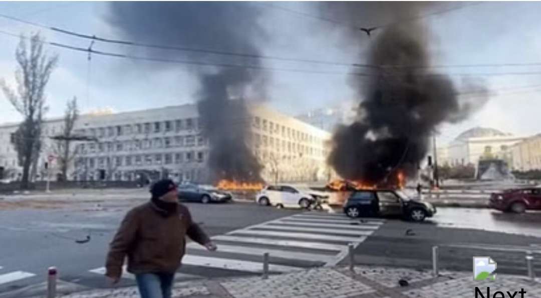 यूक्रेन ने क्रीमिया में रूस के गोला-बारूद डिपो पर किया ड्रोन हमला, विस्फोट से मची अफरा-तफरी