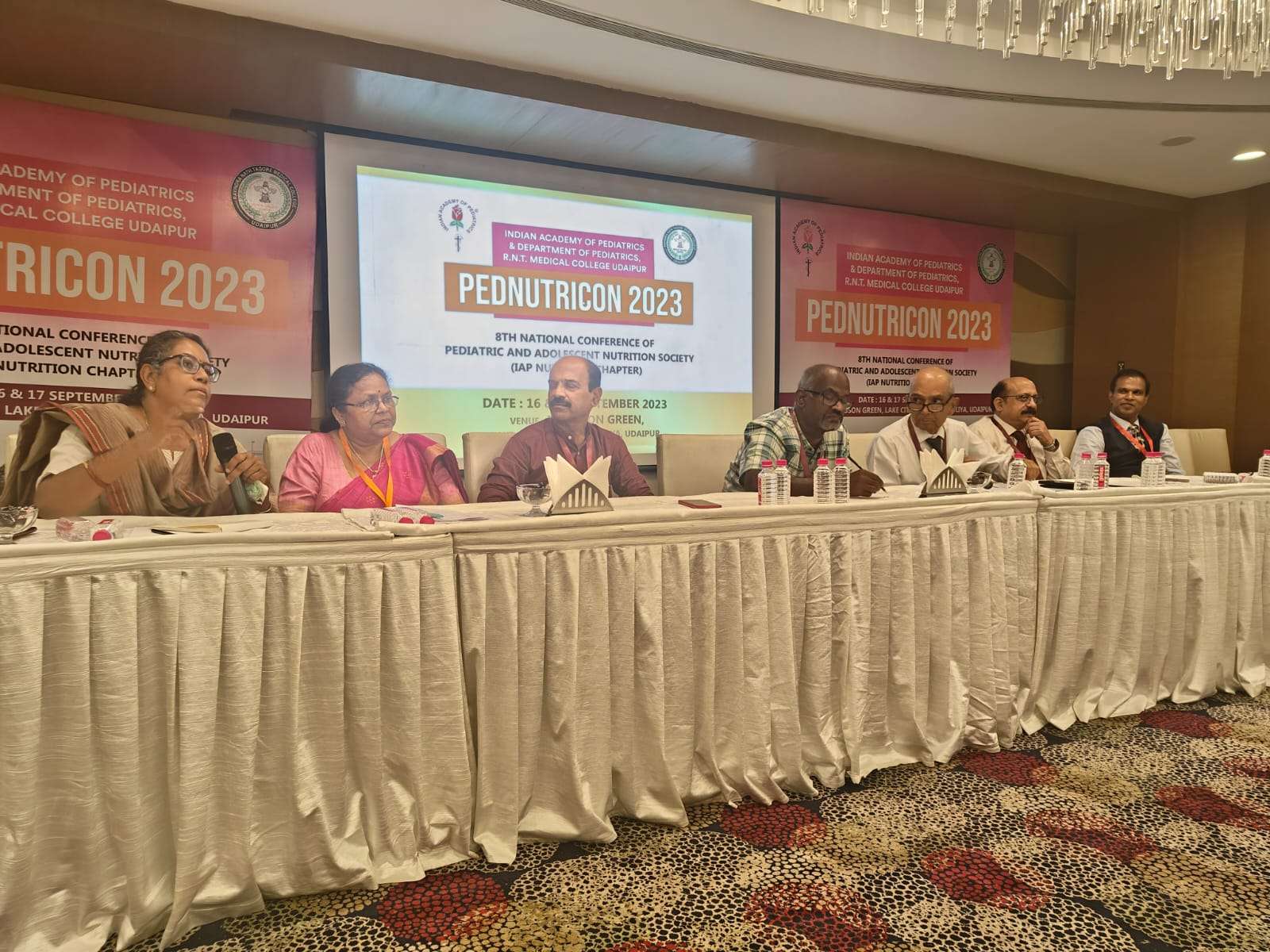 बच्चों में कुपोषण बचाव के लिए जरूरी है मां के पोषण पर ध्यान बच्चों में कुपोषण बचाव के लिए जरूरी है मां के पोषण पर ध्यान