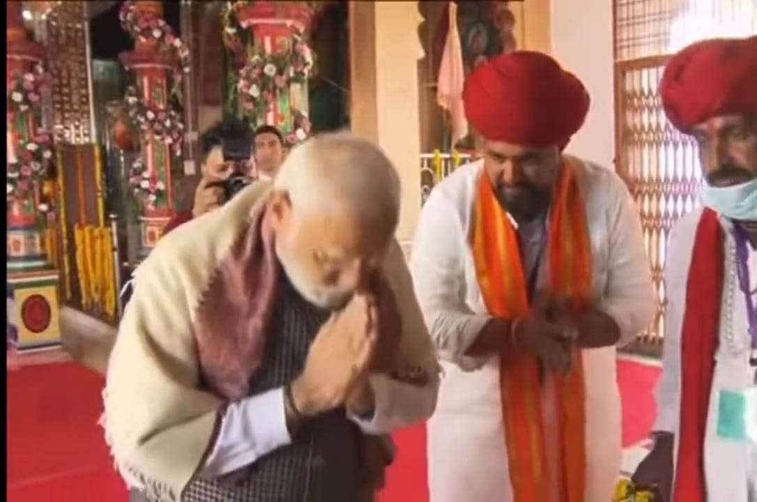 प्रधानमंत्री आये देवभक्त बनकर, लेकिन देवभक्तों को कर गये निराश ...