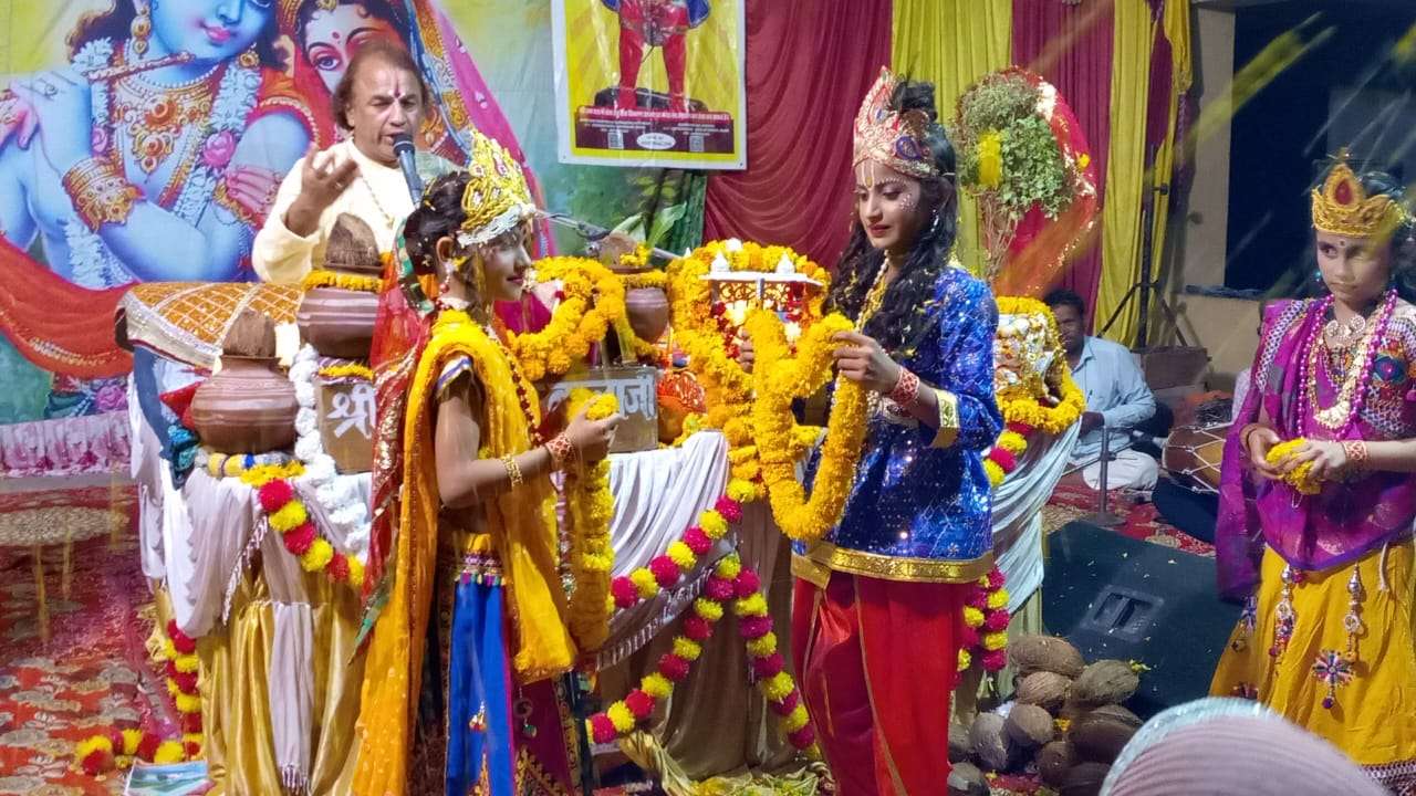 भागवत कथा में सुनाया श्रीकृष्ण-रुक्मणी विवाह प्रसंग भागवत कथा में सुनाया श्रीकृष्ण-रुक्मणी विवाह प्रसंग