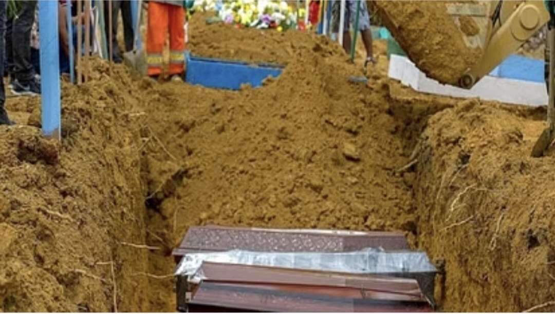 ब्राजील में बिल्डिंग ढहने से 14 लोगों की मौत, क्षतिग्रस्त इमारत में रह रहे थे बेघर लोग ब्राजील में बिल्डिंग ढहने से 14 लोगों की मौत, क्षतिग्रस्त इमारत में रह रहे थे बेघर लोग