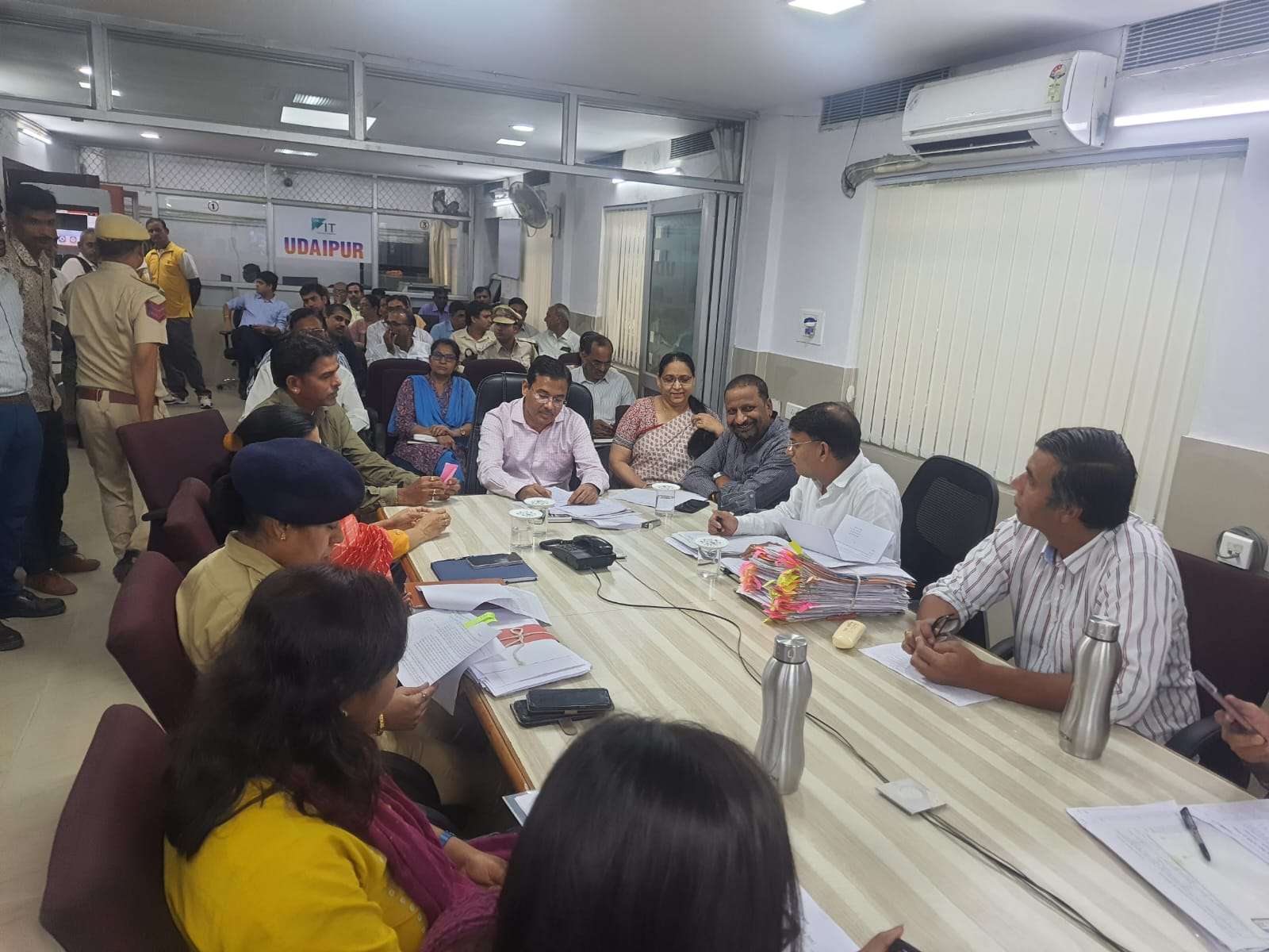 जिला स्तरीय जनसुनवाई में परिवादियों को मिली राहत