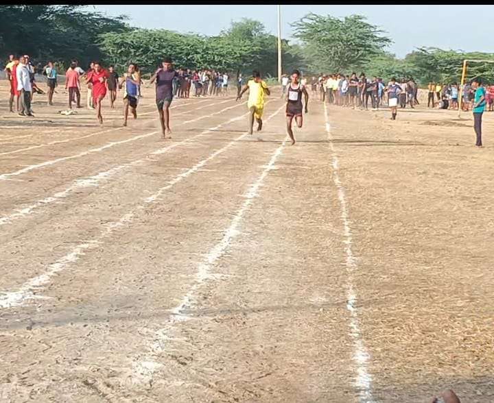 32 वी जिला स्तरीय एथलेटिक्स प्रतियोगिता में लिया भाग  
