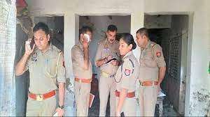 स्वतंत्रता दिवस पर डबल मर्डर से फैल गई सनसनी स्वतंत्रता दिवस पर डबल मर्डर से फैल गई सनसनी