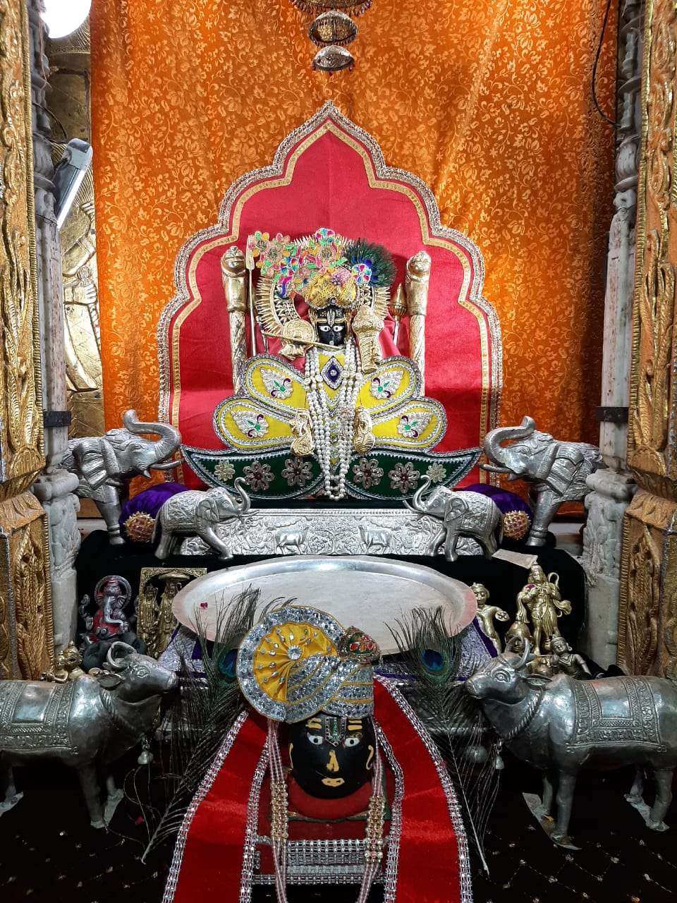 जय श्री कोटड़ी श्याम दरबार आज मंगला श्रृंगार आरती के दर्शन दिनांक 20-05-2023* जय श्री कोटड़ी श्याम दरबार आज मंगला श्रृंगार आरती के दर्शन दिनांक 20-05-2023*