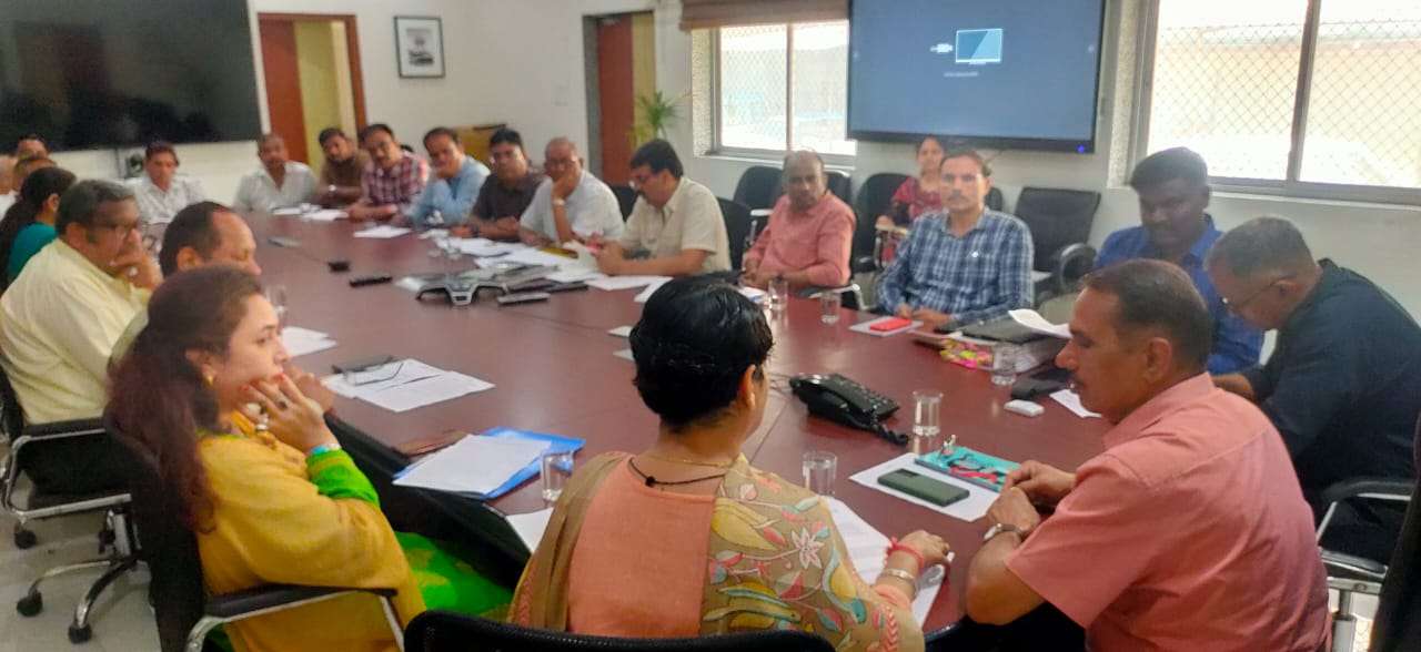 नैसर्गिंक सौंदर्य से जोड़ने पर ही चमकेगा उदयपुर का भाग्य- जिला कलक्टर