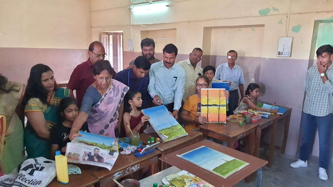 भारत विकास परिषद द्वारा आयोजित कला अभिरुचि शिविर का उल्लास चरम पर भारत विकास परिषद द्वारा आयोजित कला अभिरुचि शिविर का उल्लास चरम पर