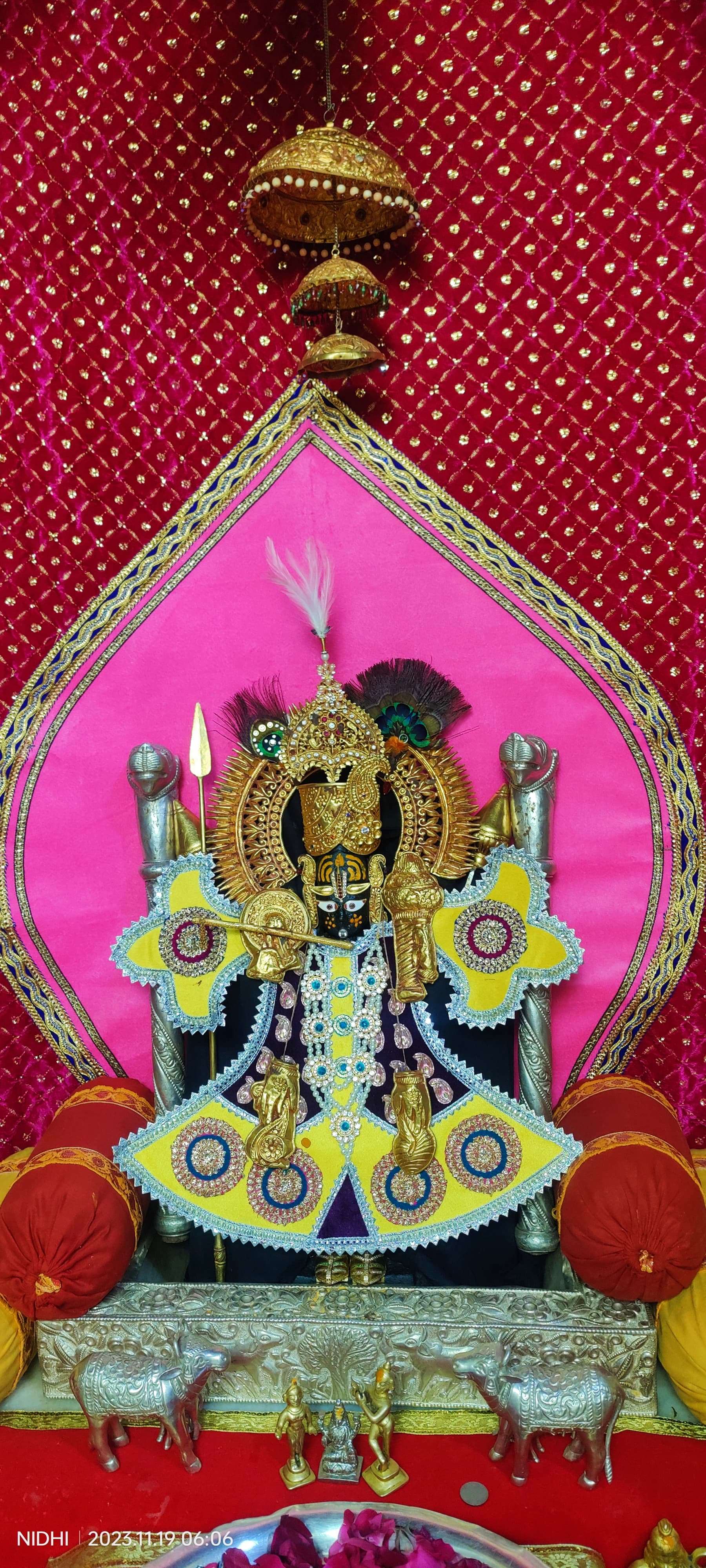 जय श्री कोटड़ी श्याम दरबार आज मंगला श्रृंगार आरती के दर्शन दिनांक 19-11-2023* जय श्री कोटड़ी श्याम दरबार आज मंगला श्रृंगार आरती के दर्शन दिनांक 19-11-2023*