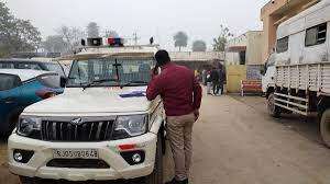 जंगल में नवजात का सिर कटा शव मिला