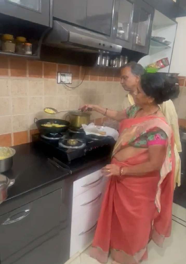 VIDEO शीतलाष्टमी की पूजा आज देर रात से, रंगोत्सव (festival of colors) कल लेकिन फैली है यह अफवाह ...! VIDEO शीतलाष्टमी की पूजा आज देर रात से, रंगोत्सव (festival of colors) कल लेकिन फैली है यह अफवाह ...!