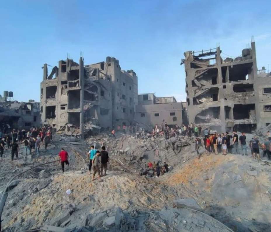 इजरायली का गाजा के रिफ्यूजी कैंप पर हमला, 50 हमास लड़ाकों की मौत, 150 से अधिक घायल इजरायली का गाजा के रिफ्यूजी कैंप पर हमला, 50 हमास लड़ाकों की मौत, 150 से अधिक घायल